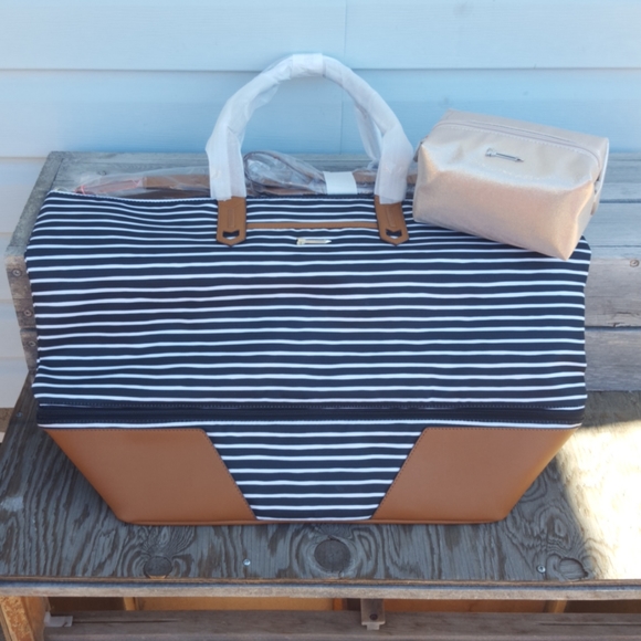 Stella & Dot Handbags - Two new Stella & Dot bags